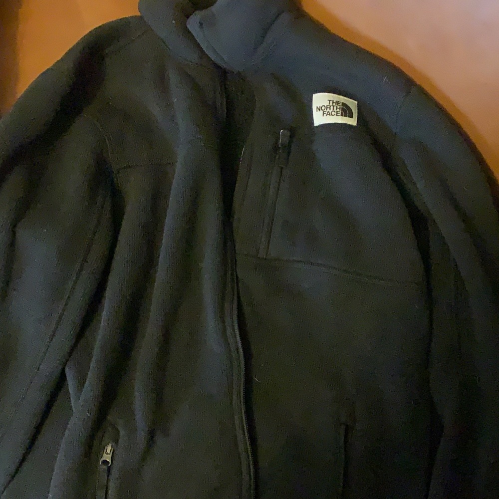 Body size large North face jacket